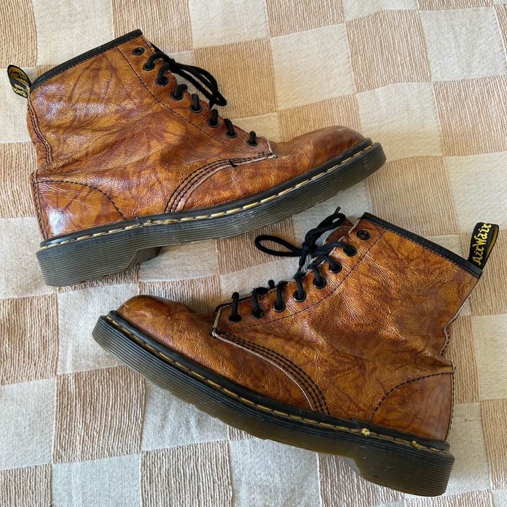 Vintage Dr. Martens 90’s brown marble acid boots